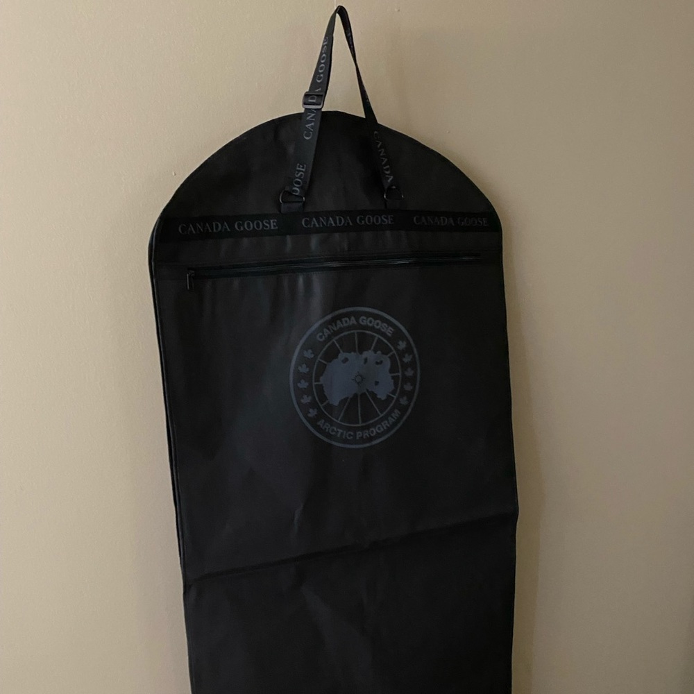 Canada Goose Garment bag
